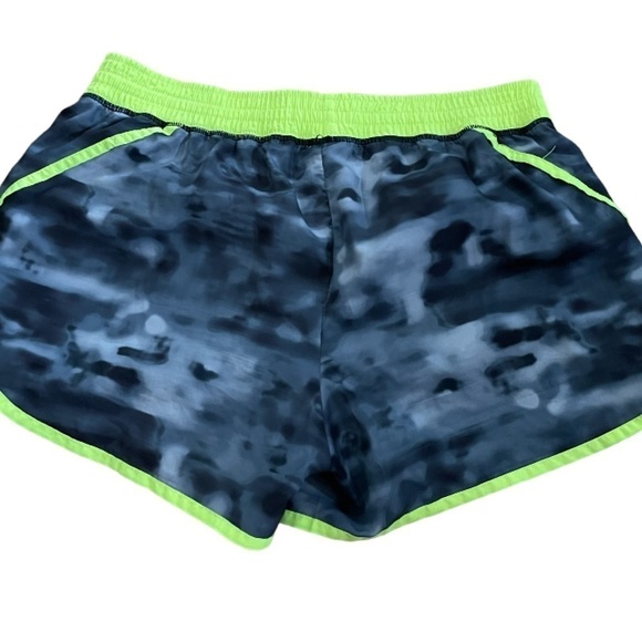 Champion Gray and Neon Green Duo Dry Brief Lined Size Large - Picture 2 of 5